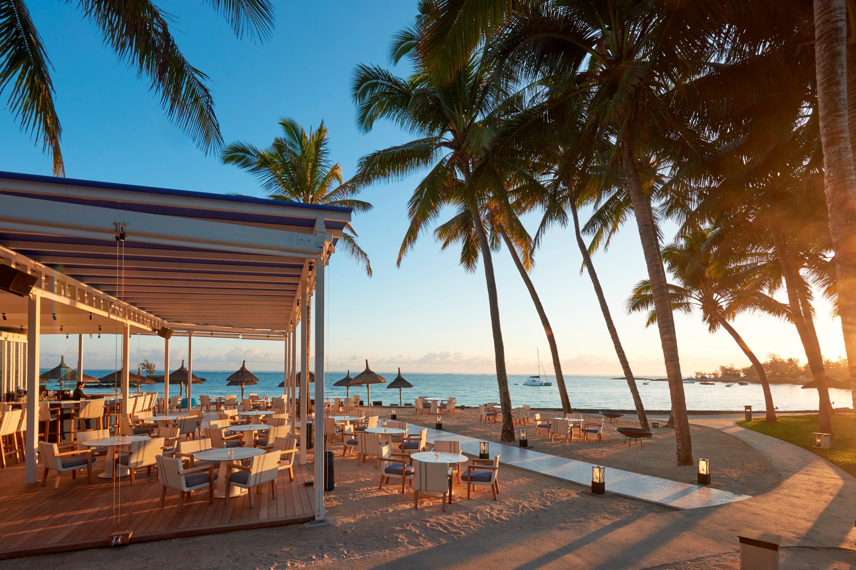 Constance Belle Mare Plage Hotel Exterior photo