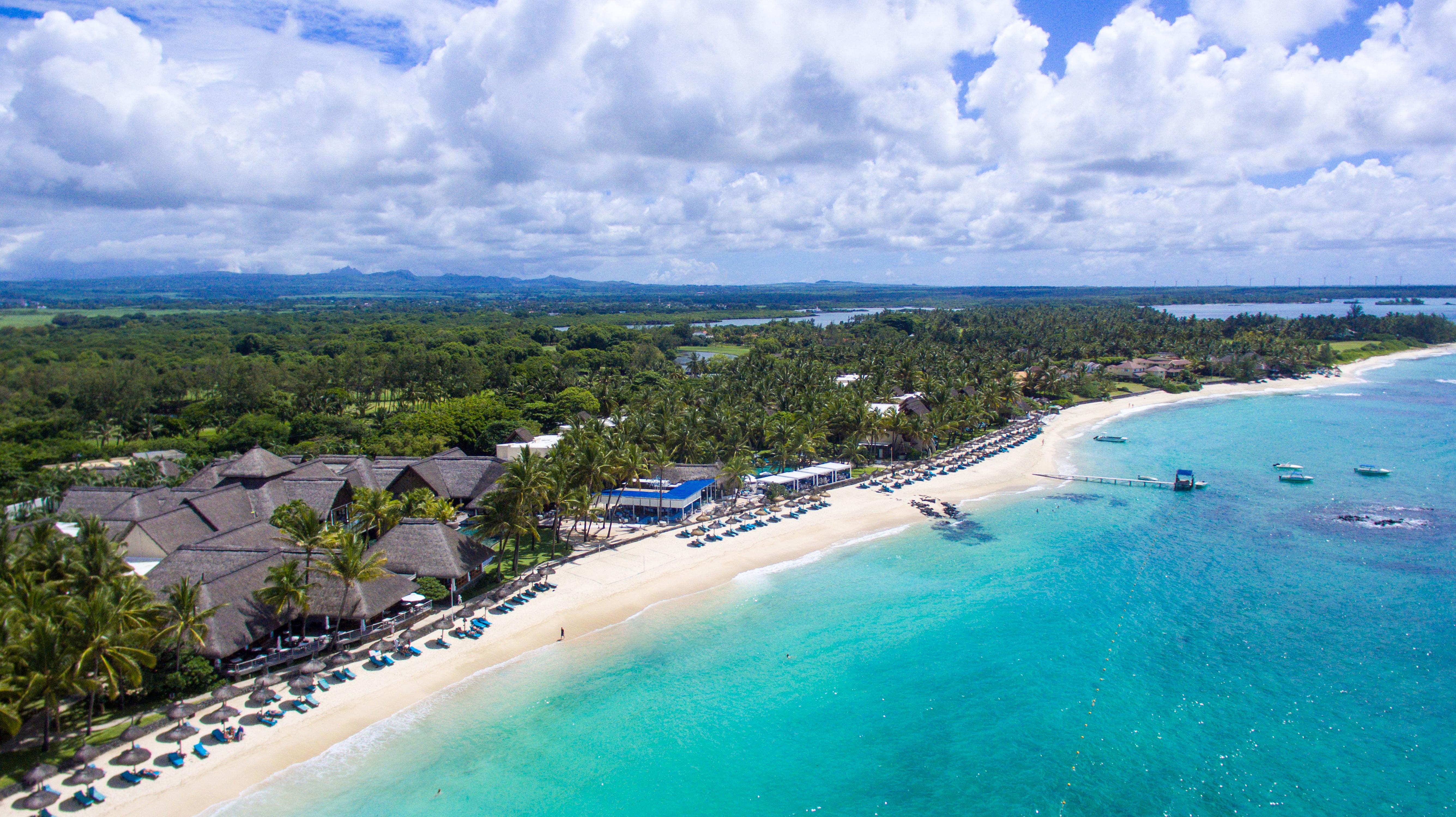 Constance Belle Mare Plage Hotel Exterior photo