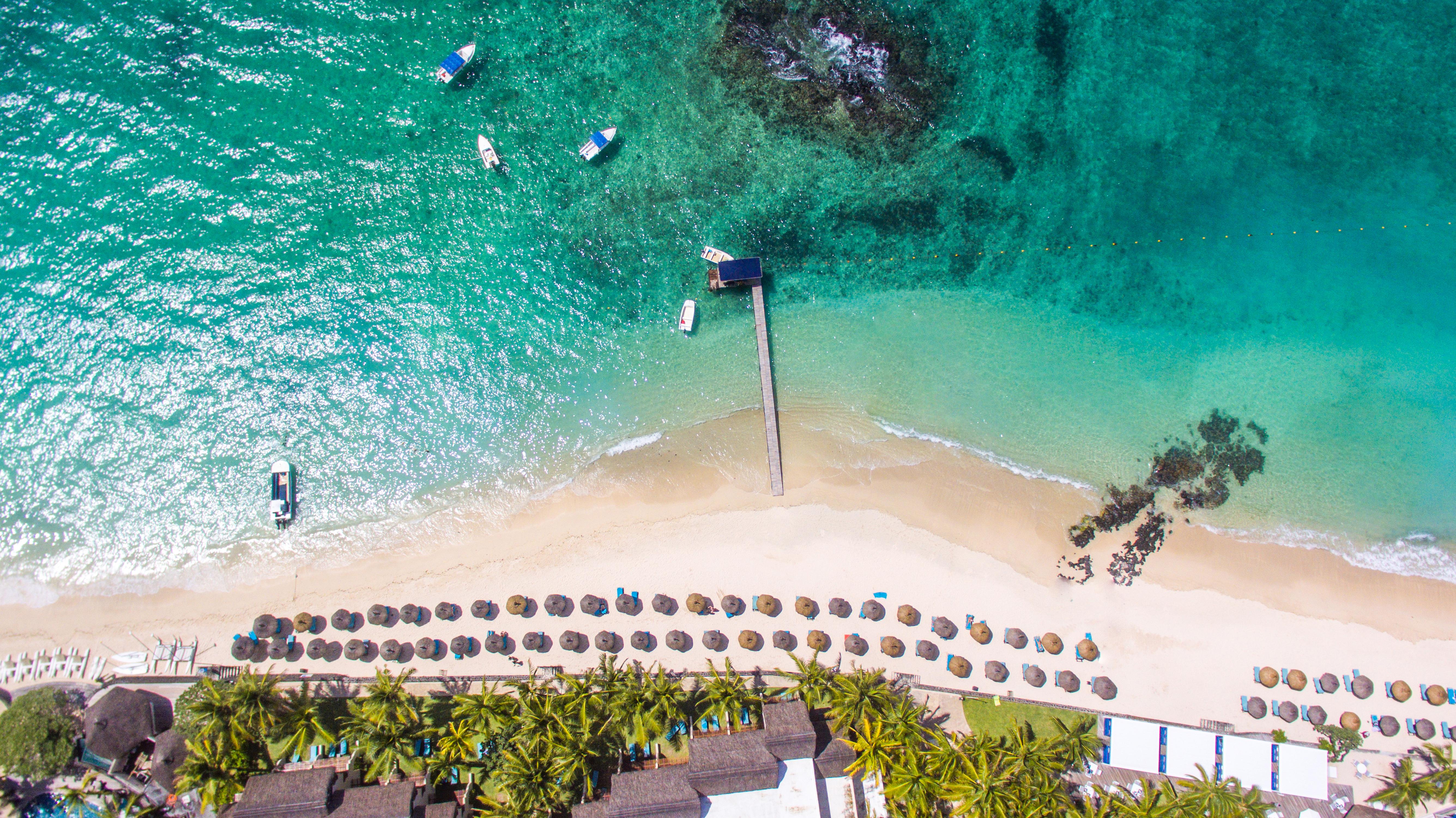 Constance Belle Mare Plage Hotel Exterior photo